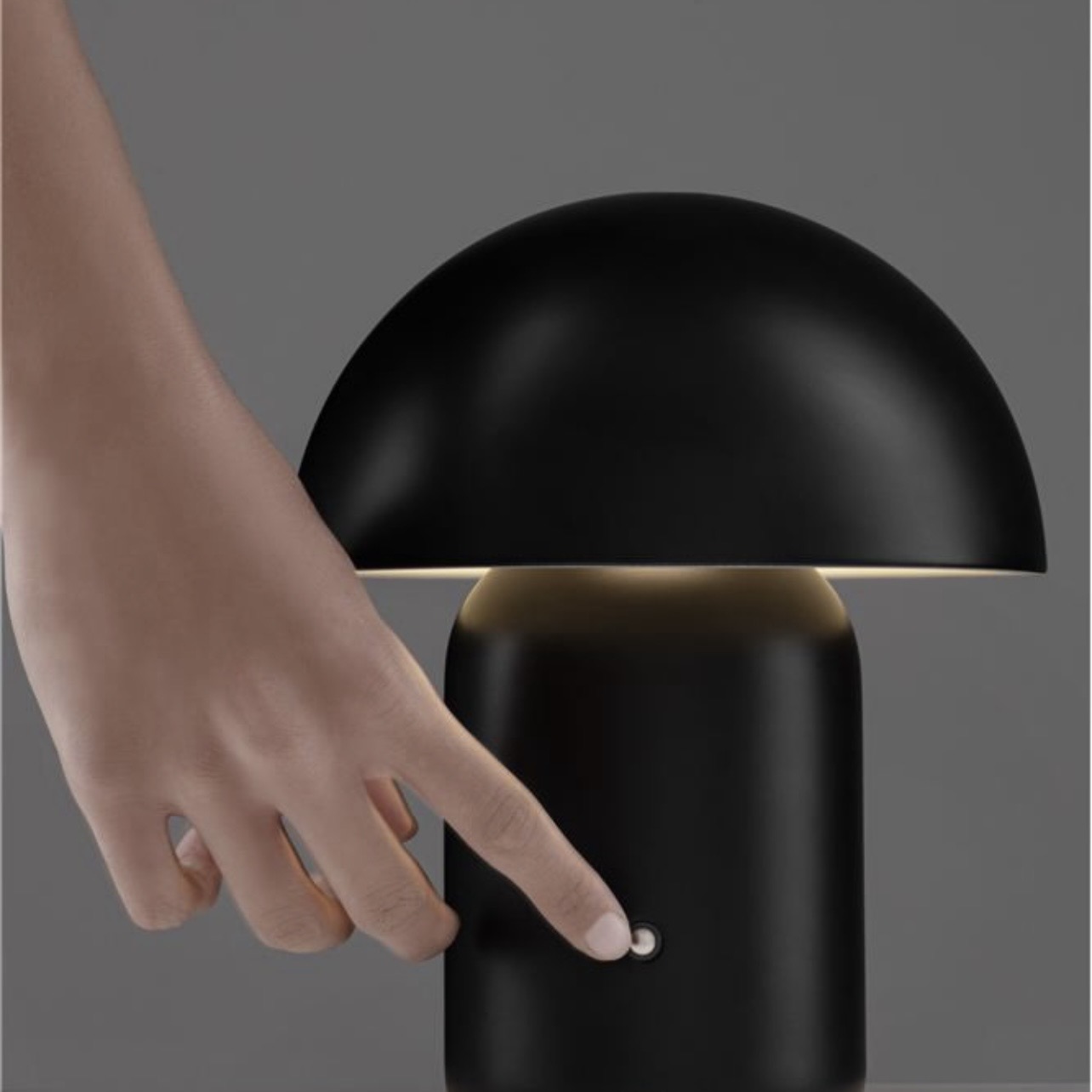 POIS matte black table light