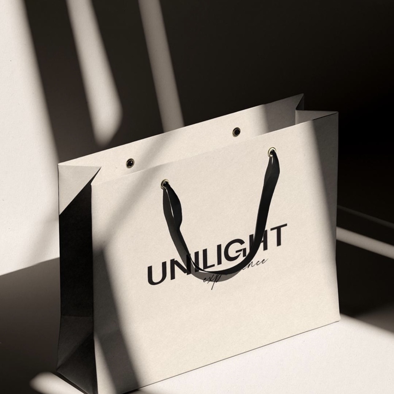 Unilight Experience branded shopping bag